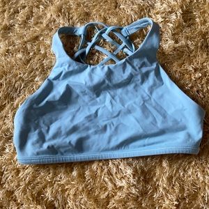 High neck lululemon free to be wild bra size 6